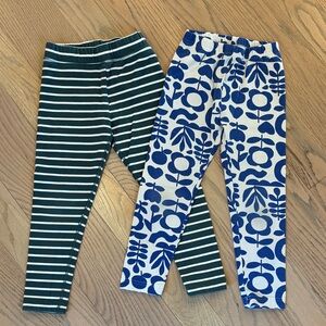 Hanna Andersson- pair of printed and striped leggings, size 5 110 cm